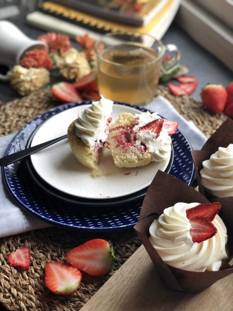 Cupcake - Strawberry and Cream (Dairy Free)